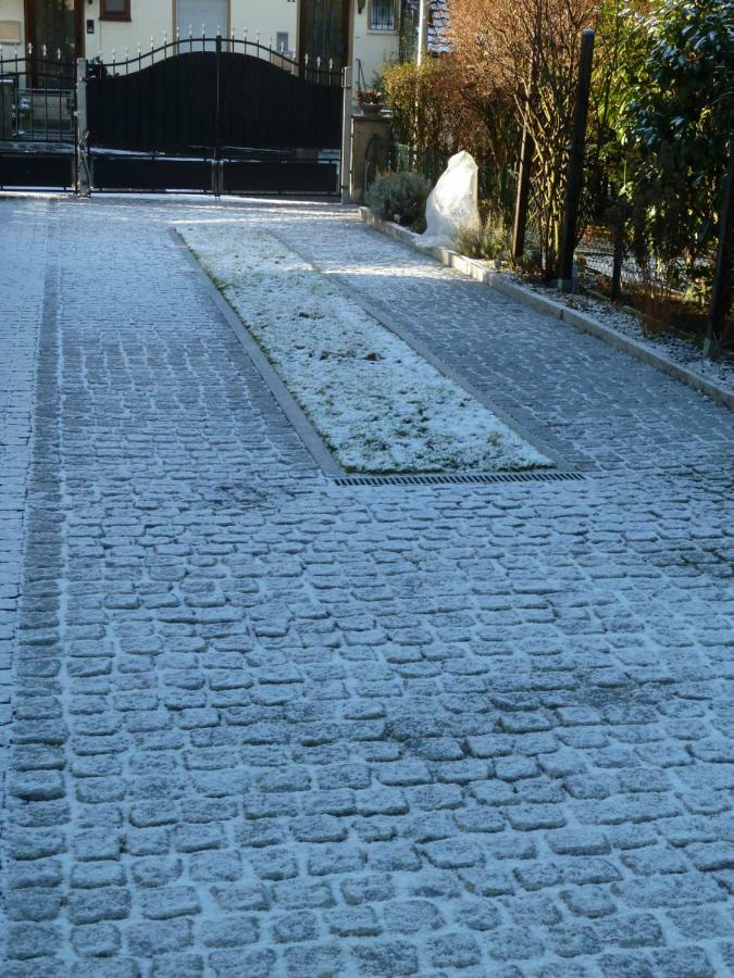 Ferienwohnung - Damisa House Metzingen  Buitenkant foto